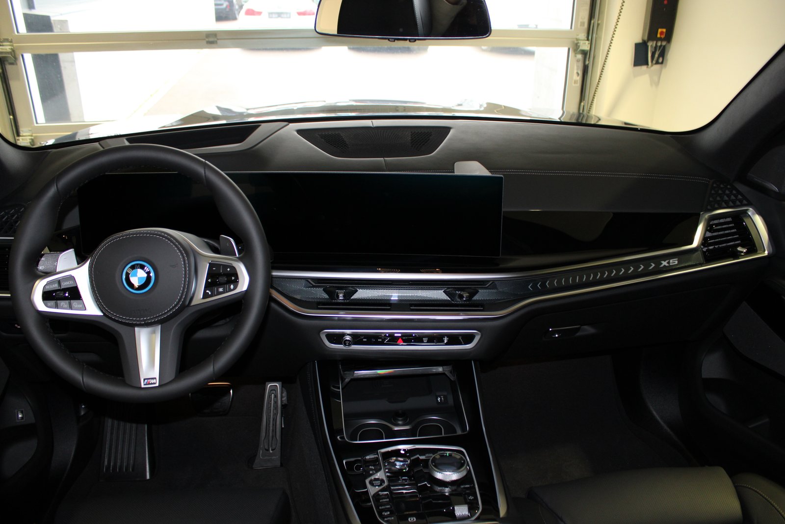 BMW X5 xDr 50e M Sport Pro, Plug-in-Hybrid Petrol/Electric, New car, Automatic - 5
