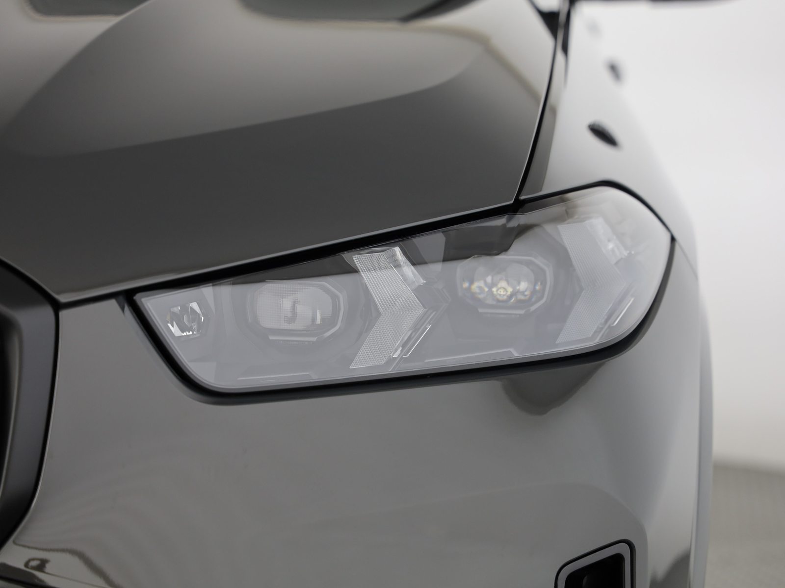 BMW X5 M60i xDrive, Hybride Léger Essence/Électricité, Voiture nouvelle, Automatique - 5