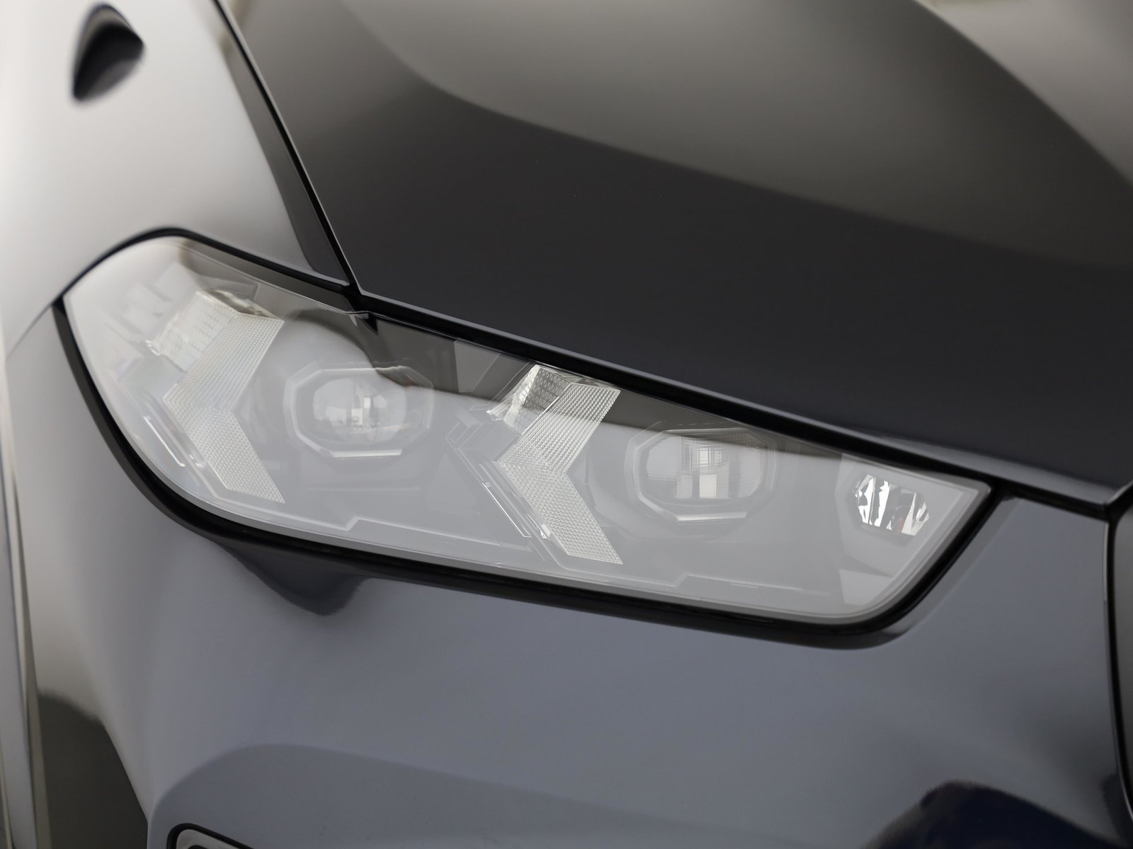 BMW X5 50e, Plug-in-Hybrid Benzin/Elektro, Neuwagen, Automatik - 6