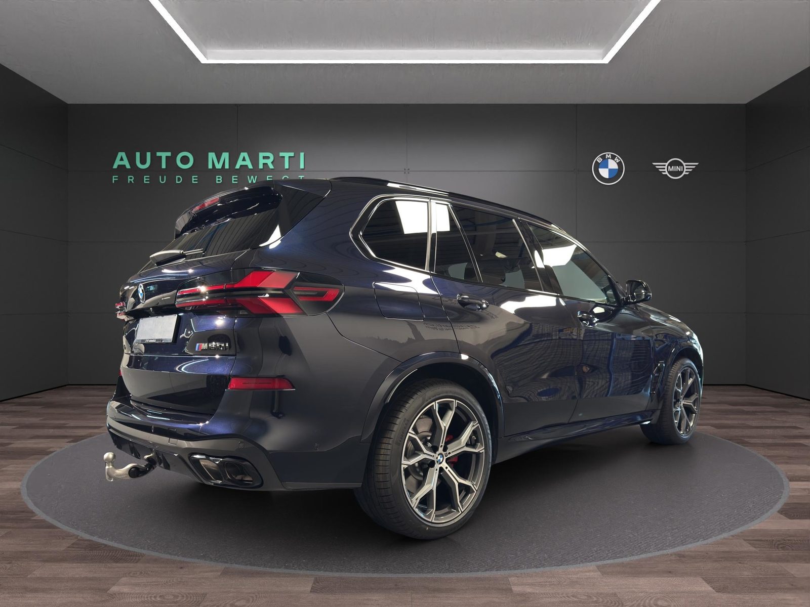 BMW X5 M60i xDrive, Mild-Hybrid Petrol/Electric, New car, Automatic - 4