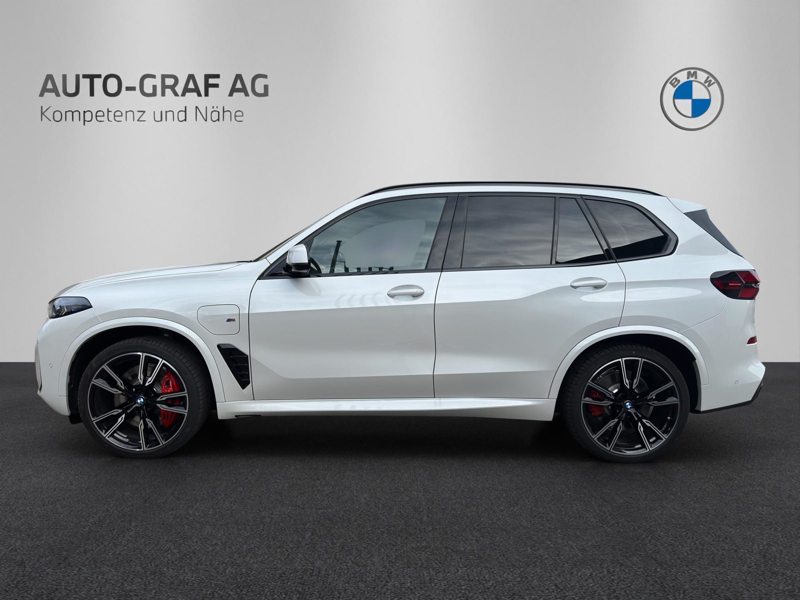 BMW X5 50e xDrive M Sport Pro, Plug-in-Hybrid Petrol/Electric, New car, Automatic - 2