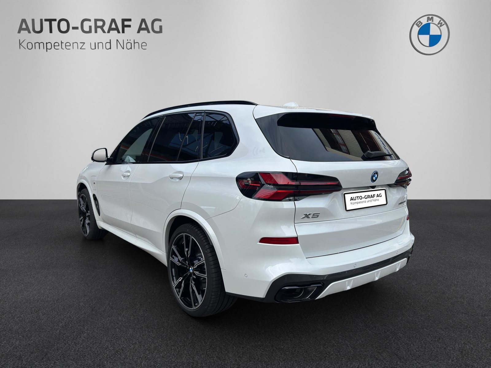 BMW X5 50e xDrive M Sport Pro, Plug-in-Hybrid Petrol/Electric, New car, Automatic - 3