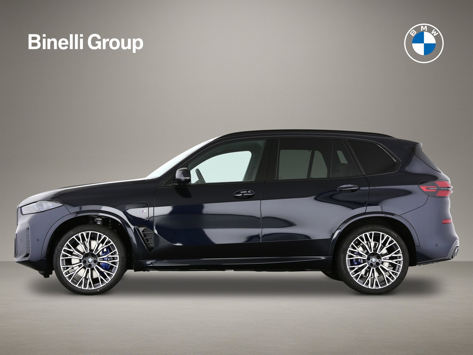BMW X5 50e, Plug-in-Hybrid Benzina/Elettrica, Auto nuove, Automatico - 2