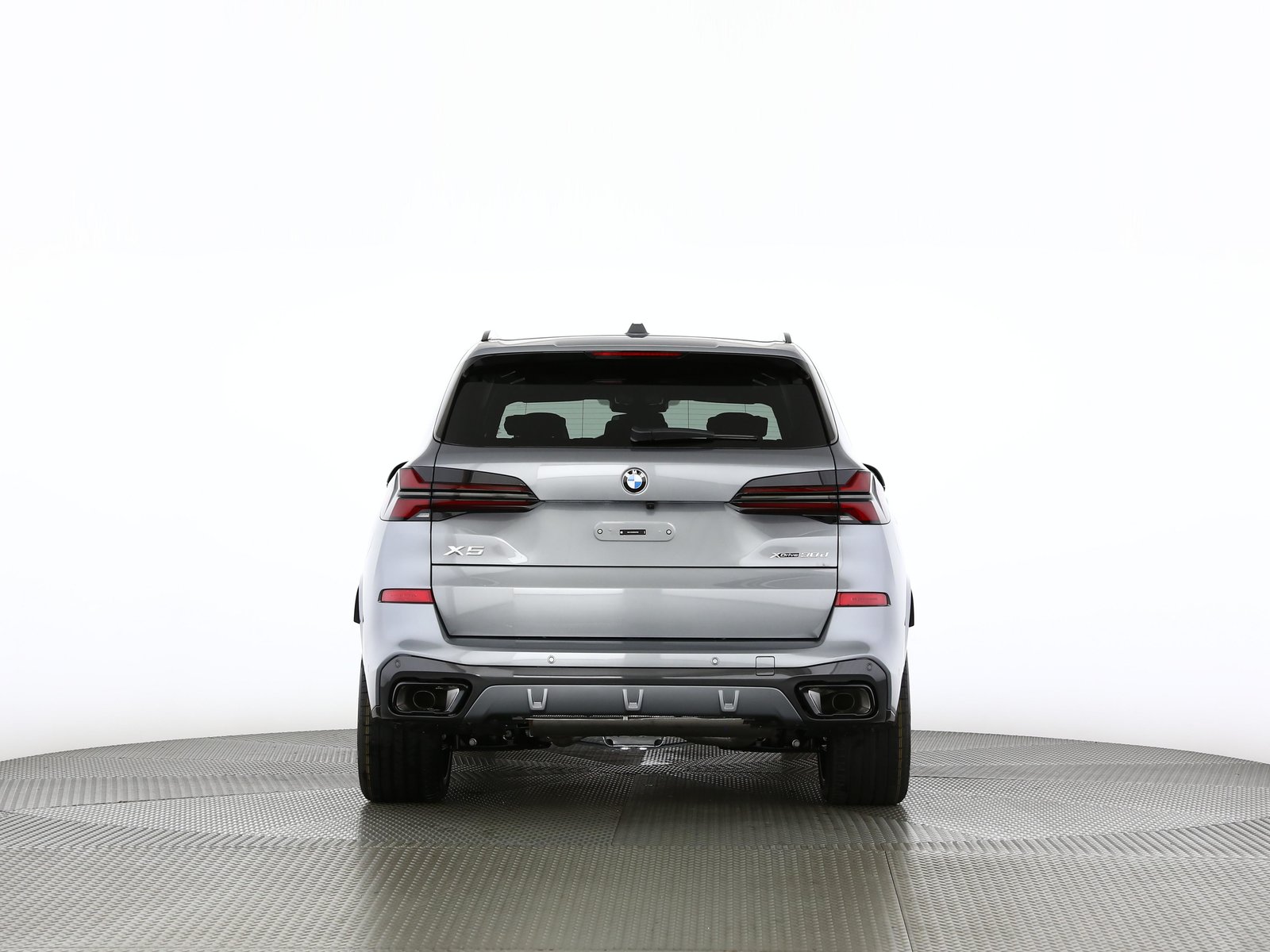 BMW X5 30d, Mild-Hybrid Diesel/Electric, New car, Automatic - 4