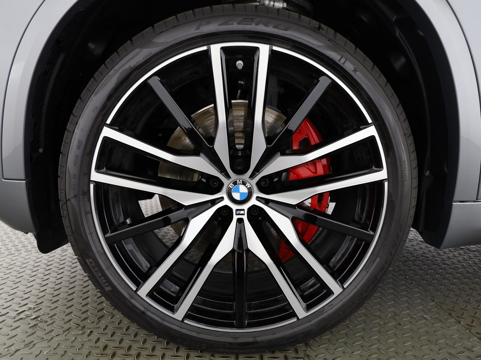 BMW X5 30d xDrive SAG, Mild-Hybrid Diesel/Elektro, Neuwagen, Automatik - 4