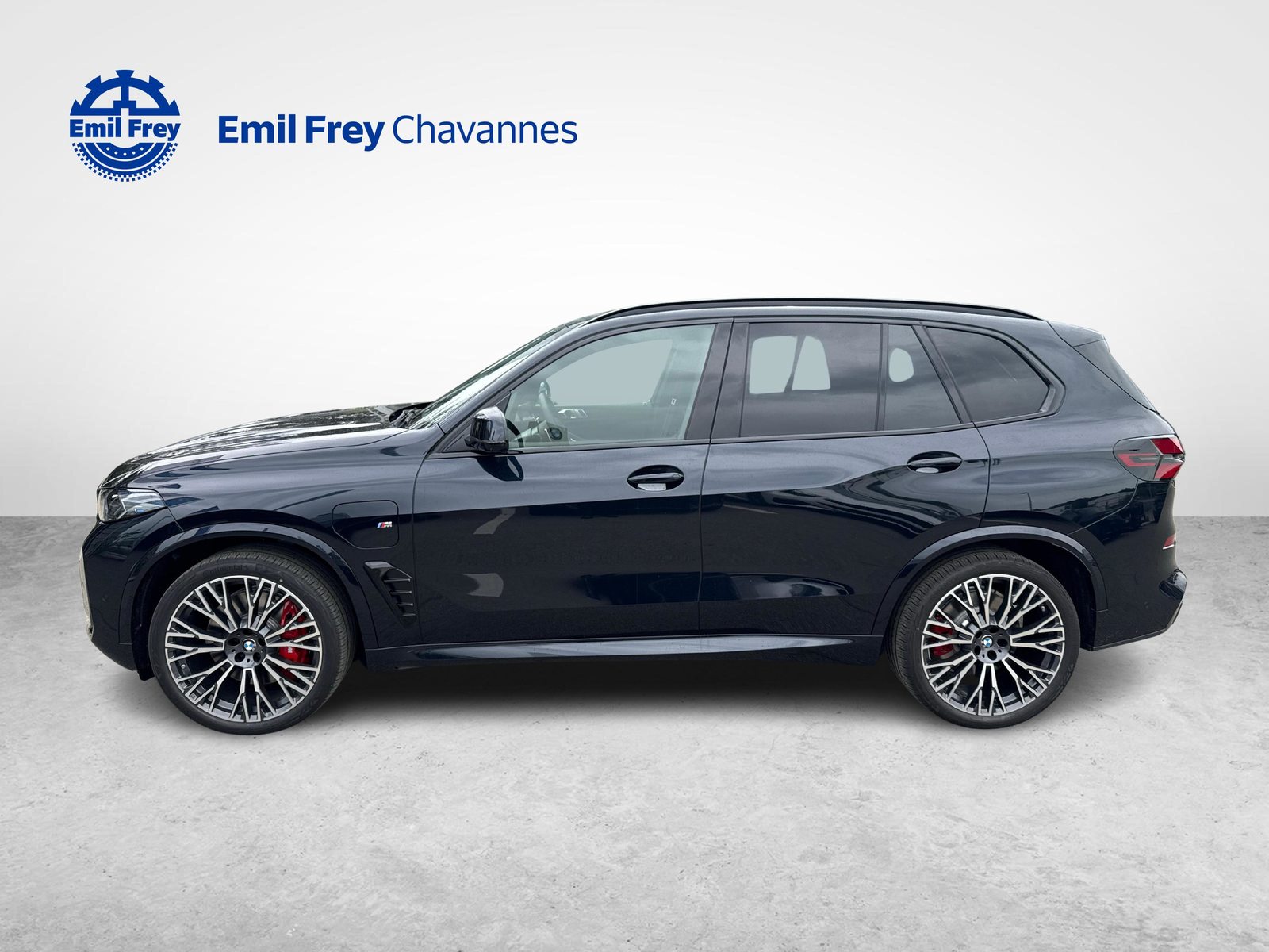 BMW X5 50e xDrive Kit sport M, Plug-in-Hybrid Benzina/Elettrica, Auto nuove, Automatico - 2