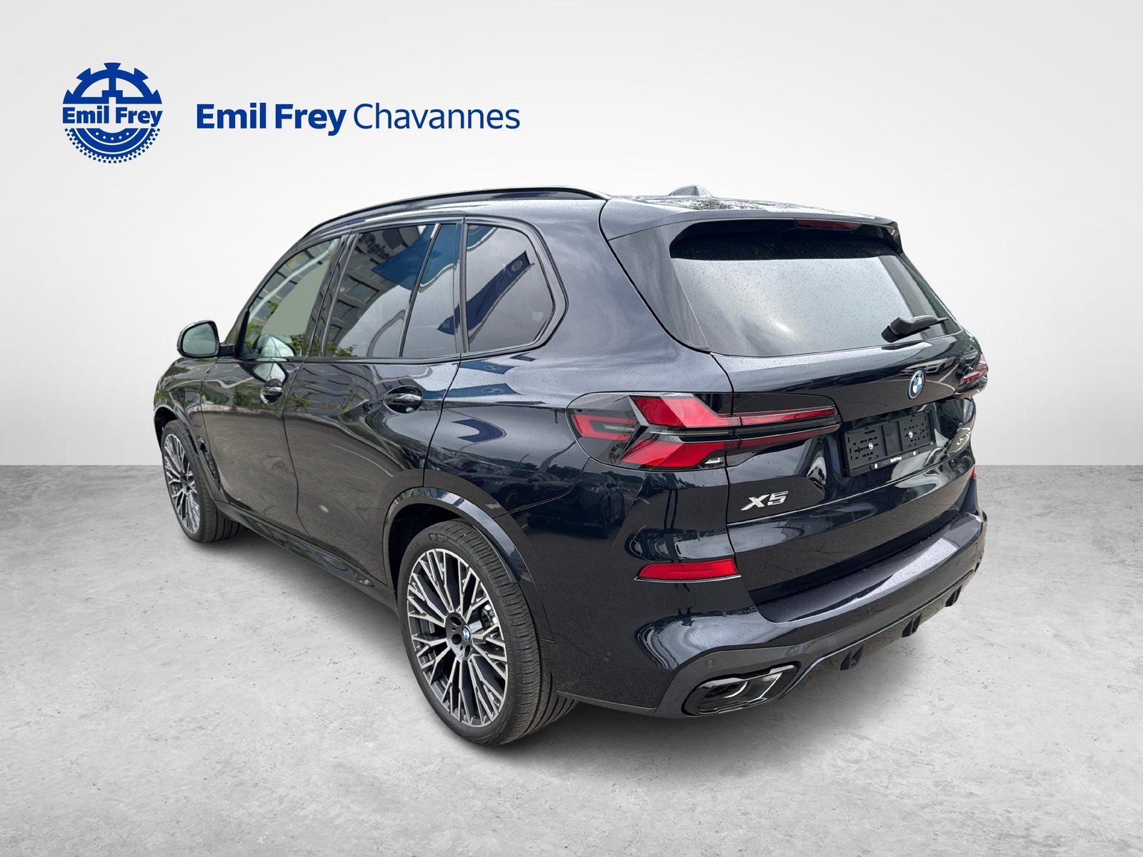BMW X5 50e xDrive Kit sport M, Plug-in-Hybrid Benzina/Elettrica, Auto nuove, Automatico - 3