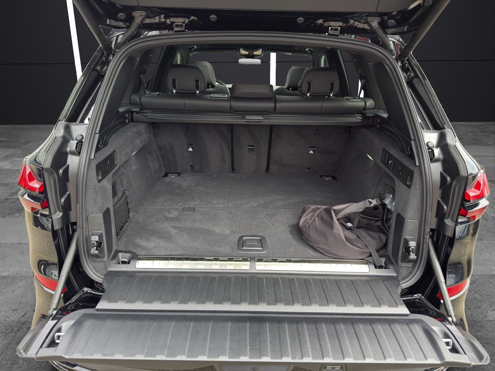 BMW X5 xDrive50e, Plug-in-Hybrid Petrol/Electric, New car, Automatic - 6