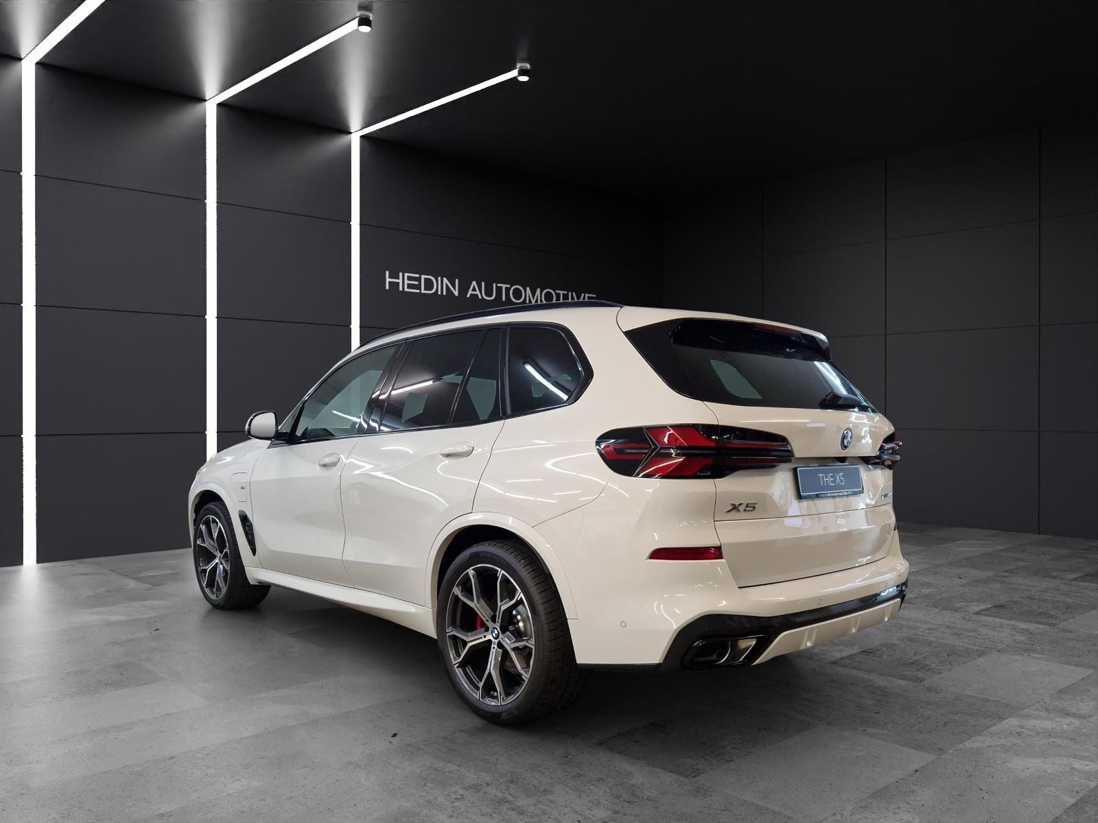 BMW X5 50e xDrive, Hybride Rechargeable Essence/Électricité, Voiture nouvelle, Automatique - 3