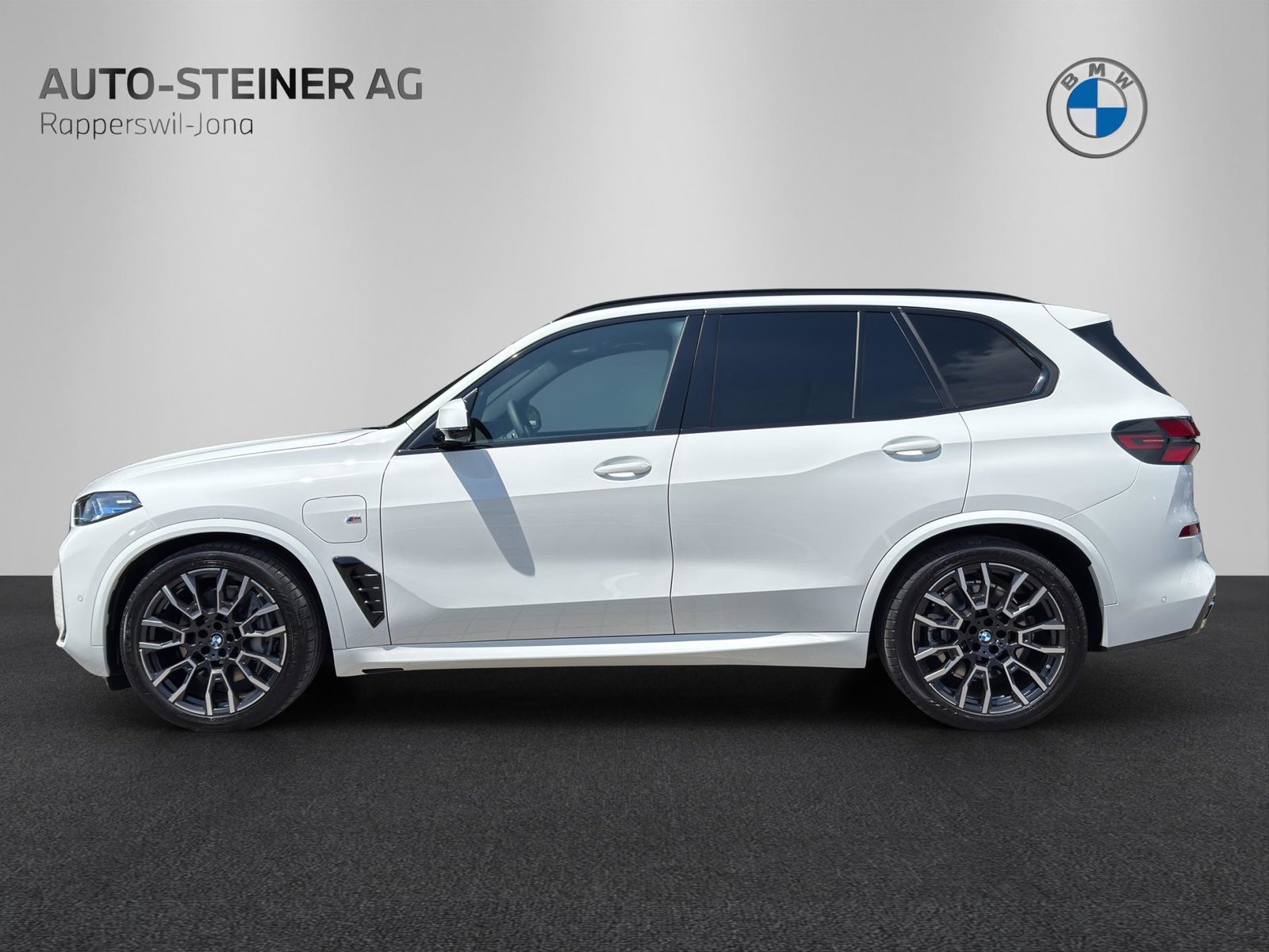 BMW X5 50e xDrive M Sport, Plug-in-Hybrid Benzina/Elettrica, Auto nuove, Automatico - 2