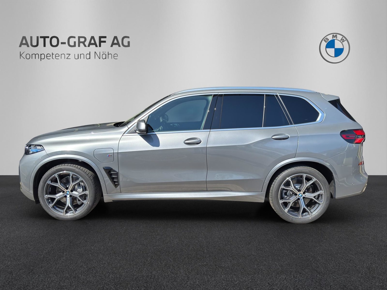BMW X5 50e xDrive M Sport, Plug-in-Hybrid Benzina/Elettrica, Auto nuove, Automatico - 2