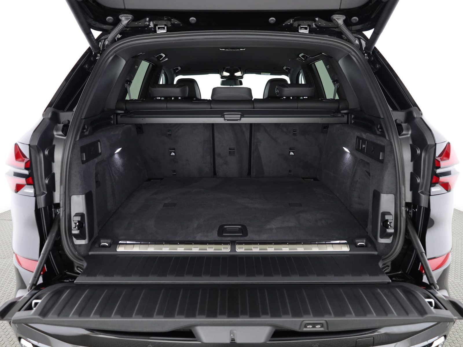BMW X5 50e xDrive SAG, Plug-in-Hybrid Petrol/Electric, New car, Automatic - 6