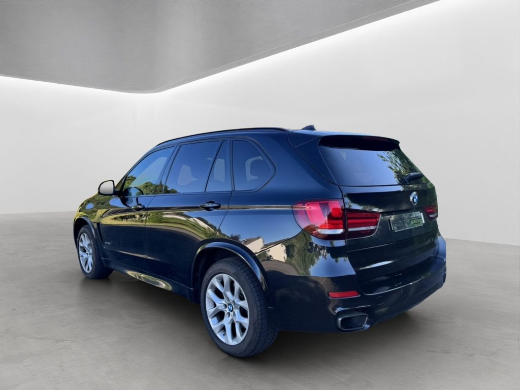 BMW X5 50i xDrive, Essence, Occasion / Utilisé, Automatique - 3
