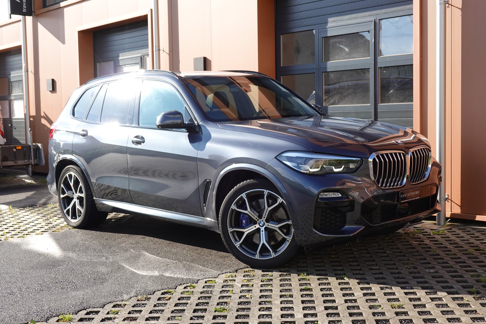 BMW X5 40i M-Sport Steptronic - " 7 Places * Attelage 3500kg *Su, Benzin, Occasion / Gebraucht, Automatik - 7