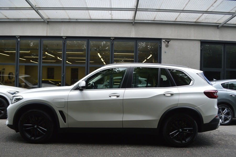 BMW X5 45e Steptronic I Mineralweiss Metallic, Plug-in-Hybrid Benzina/Elettrica, Occasioni / Usate, Automatico - 4