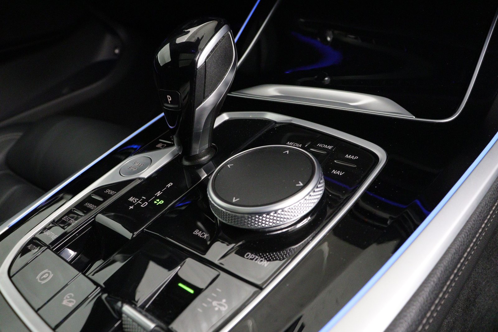 BMW X5 45e xDrive SAG, Plug-in-Hybrid Benzin/Elektro, Occasion / Gebraucht, Automatik - 7