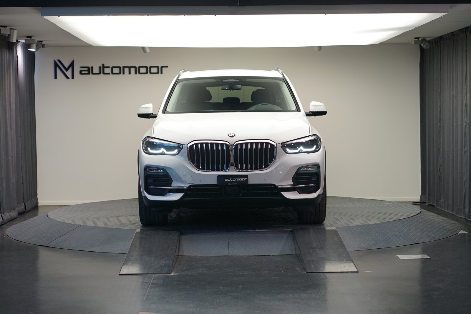 BMW X5 30d Steptronic *CH-Fahrzeug* *AHK 3.5T* *Luftf, Diesel, Occasion / Gebraucht, Automatik - 2