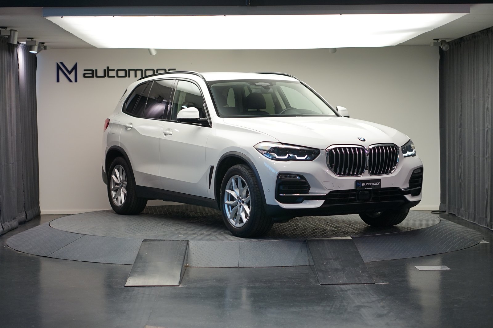 BMW X5 30d Steptronic *CH-Fahrzeug* *AHK 3.5T* *Luftf, Diesel, Occasion / Gebraucht, Automatik - 3