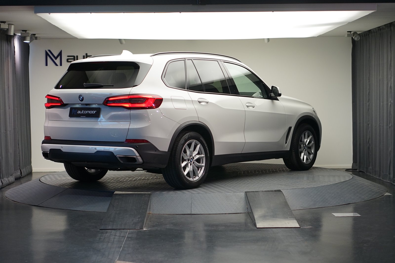 BMW X5 30d Steptronic *CH-Fahrzeug* *AHK 3.5T* *Luftf, Diesel, Occasion / Gebraucht, Automatik - 5