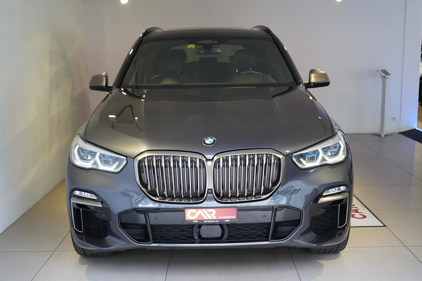 BMW X5 M50i xDrive, Essence, Occasion / Utilisé, Automatique - 2