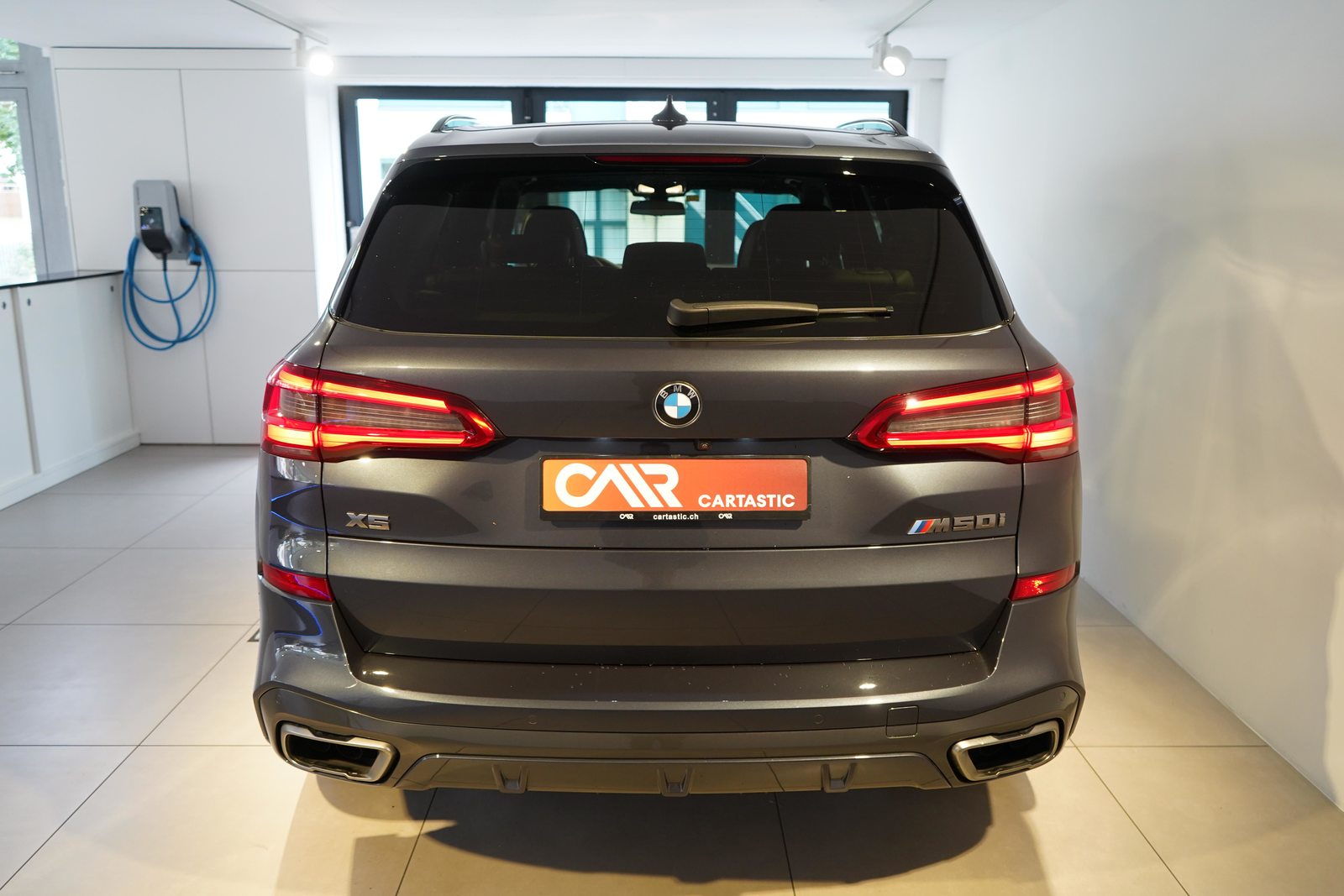 BMW X5 M50i xDrive, Essence, Occasion / Utilisé, Automatique - 4