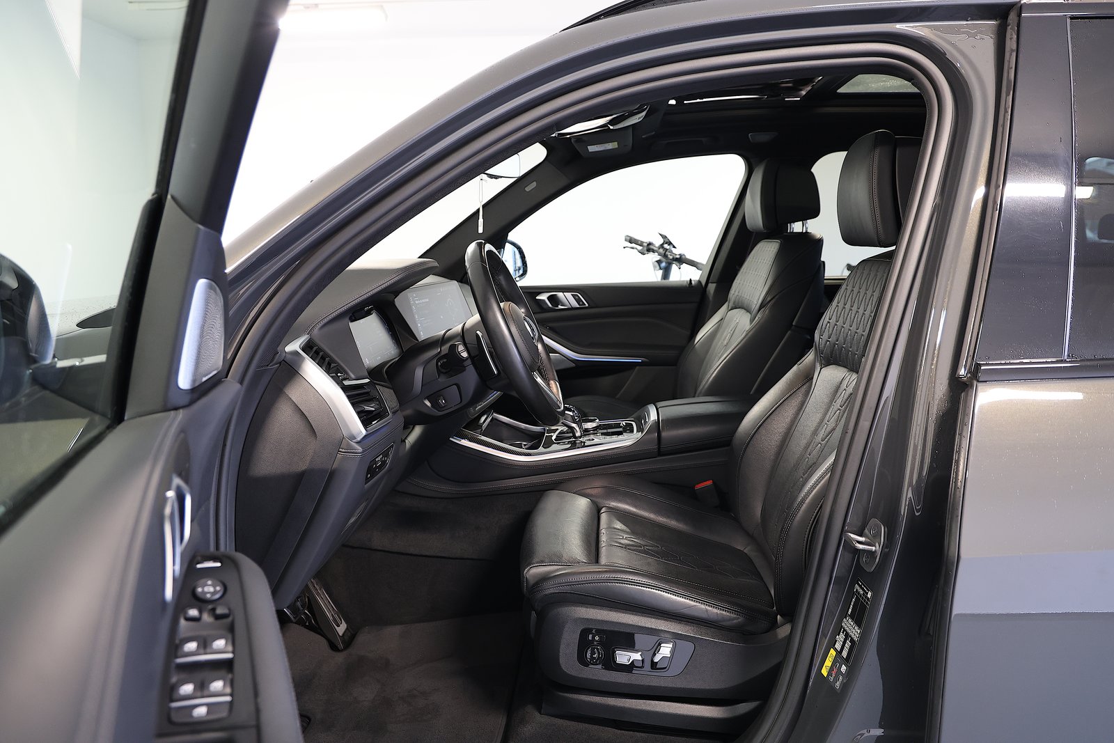 BMW X5 45e M Sport Steptronic *CH-Fahrzeug* *VOLLAUSST, Plug-in-Hybrid Petrol/Electric, Second hand / Used, Automatic - 6