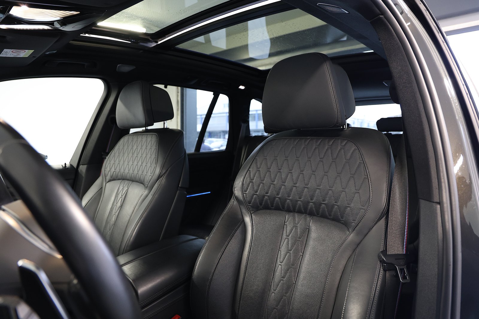 BMW X5 45e M Sport Steptronic *CH-Fahrzeug* *VOLLAUSST, Plug-in-Hybrid Petrol/Electric, Second hand / Used, Automatic - 7