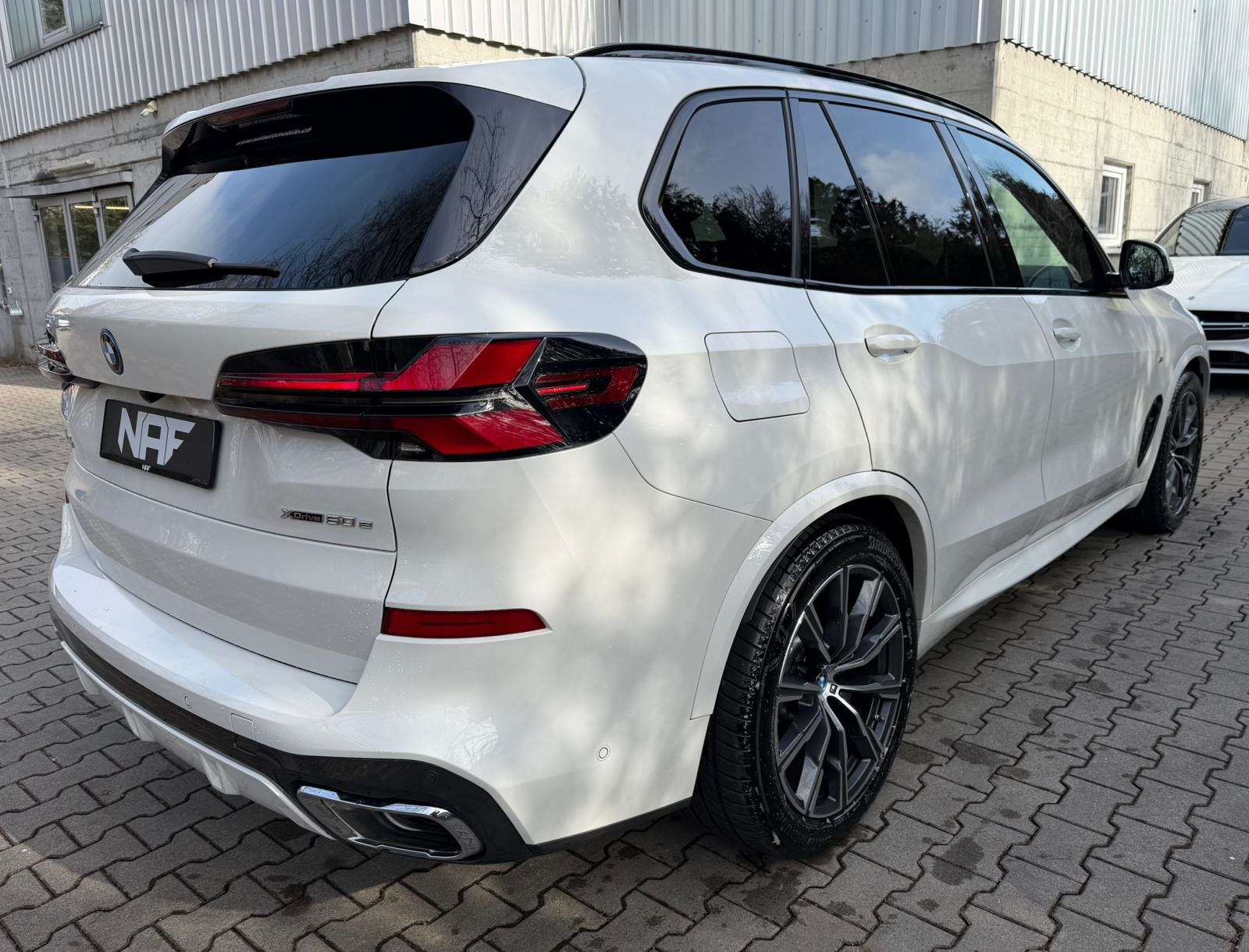 BMW X5 50e M Sport Steptronic, Plug-in-Hybrid Benzin/Elektro, Occasion / Gebraucht, Automatik - 5