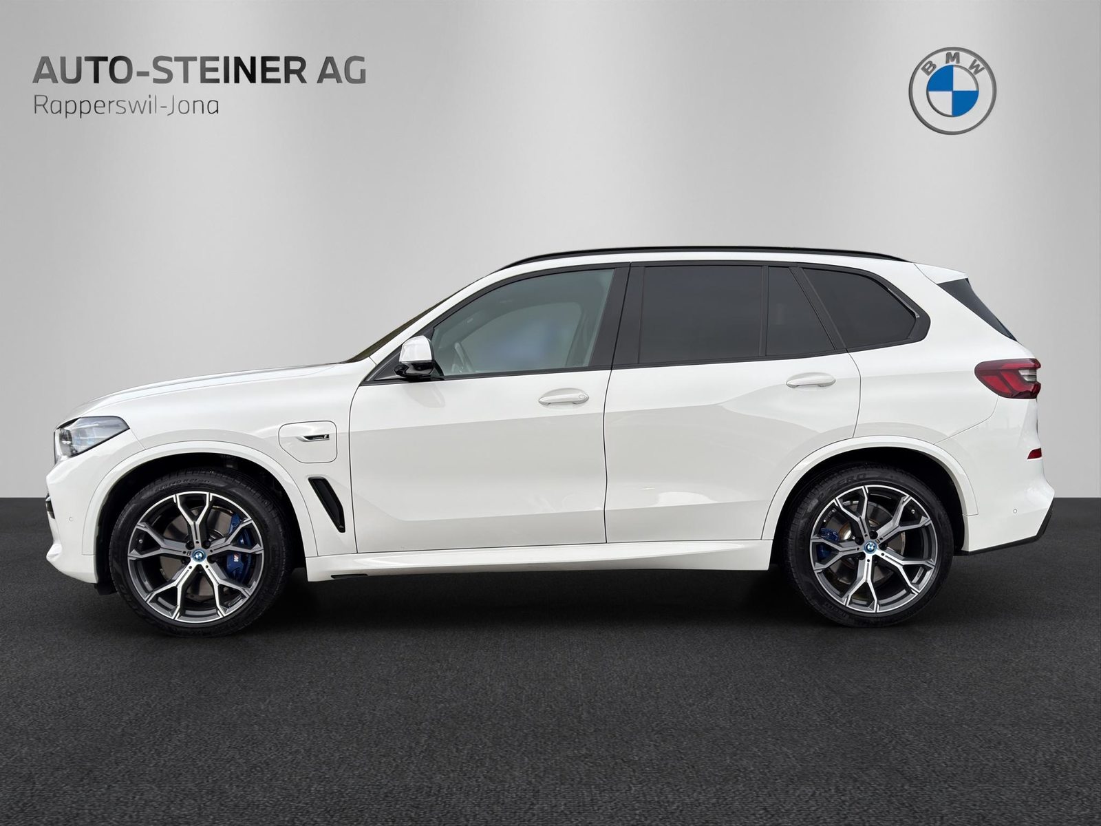 BMW X5 xDrive45e M Sport, Plug-in-Hybrid Petrol/Electric, Second hand / Used, Automatic - 2