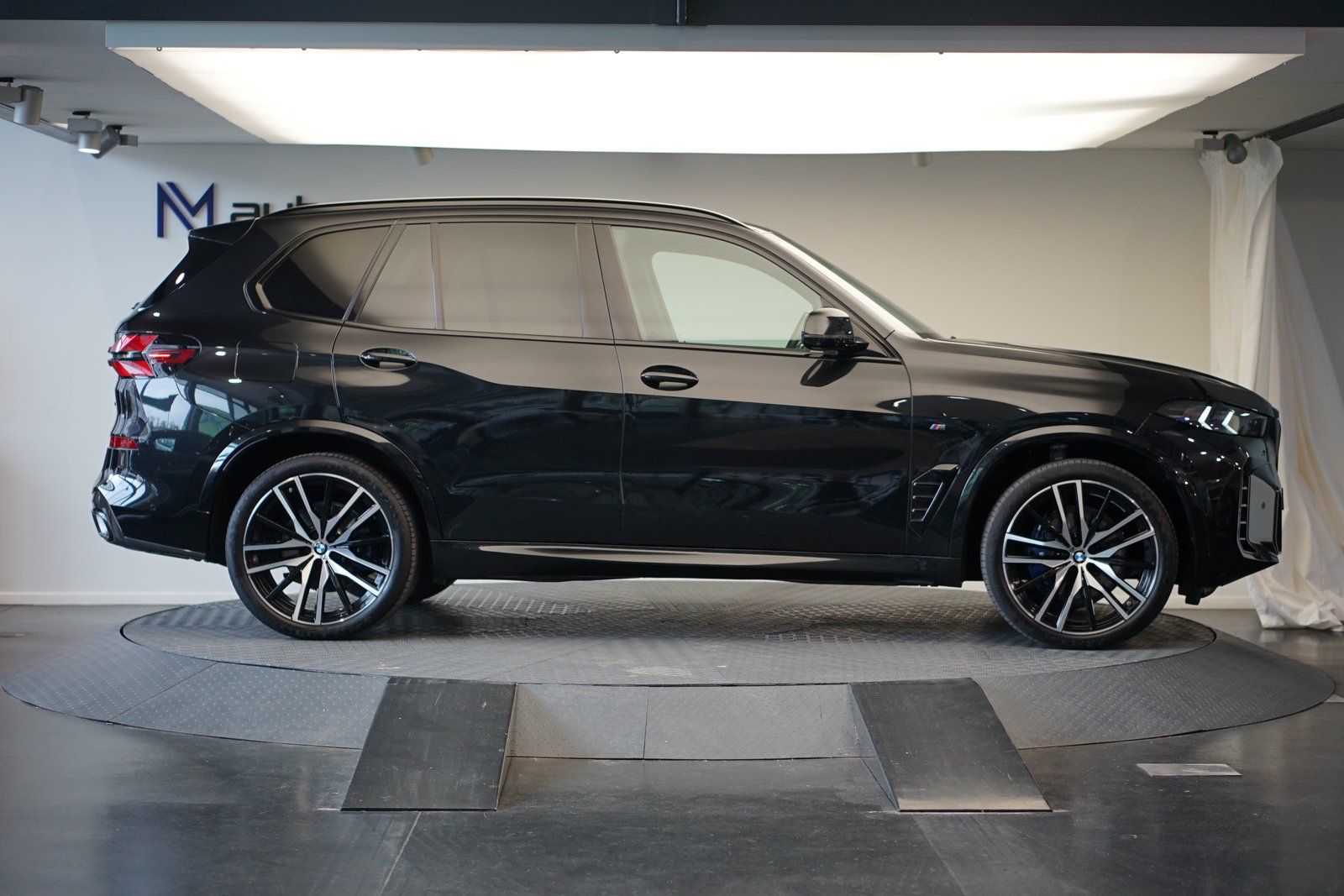 BMW X5 48V 40d M Sport Pro Steptronic *AHK* *Niere Ic, Mild-Hybrid Diesel/Elektro, Occasion / Gebraucht, Automatik - 4