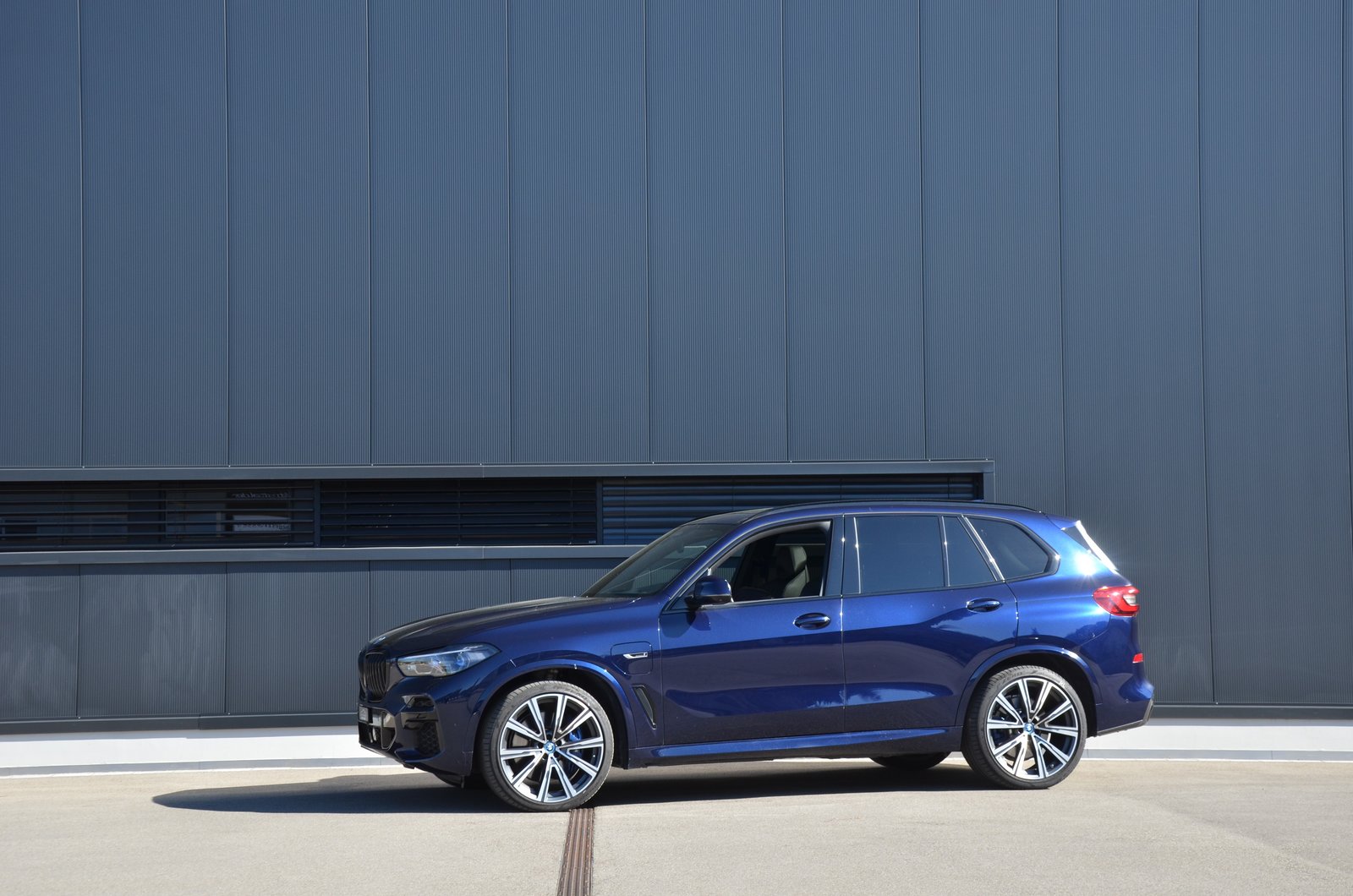 BMW X5 45e M Sport Steptronic, Hybride Rechargeable Essence/Électricité, Occasion / Utilisé, Automatique - 2