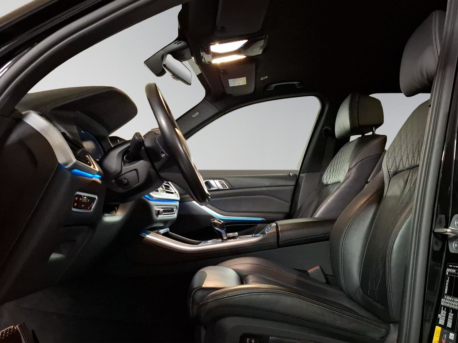 BMW X5 45e, Plug-in-Hybrid Benzin/Elektro, Occasion / Gebraucht, Automatik - 7