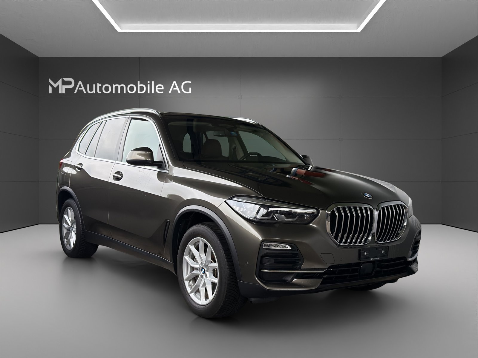 BMW X5 45e Steptronic, Hybride Rechargeable Essence/Électricité, Occasion / Utilisé, Automatique - 2