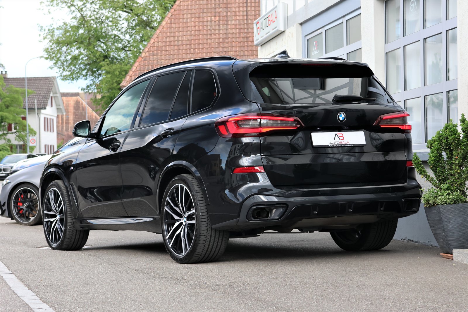 BMW X5 48V 30d M Sport Steptronic (CH) + 3.5T AHK, Mild-Hybrid Diesel/Electric, Second hand / Used, Automatic - 3