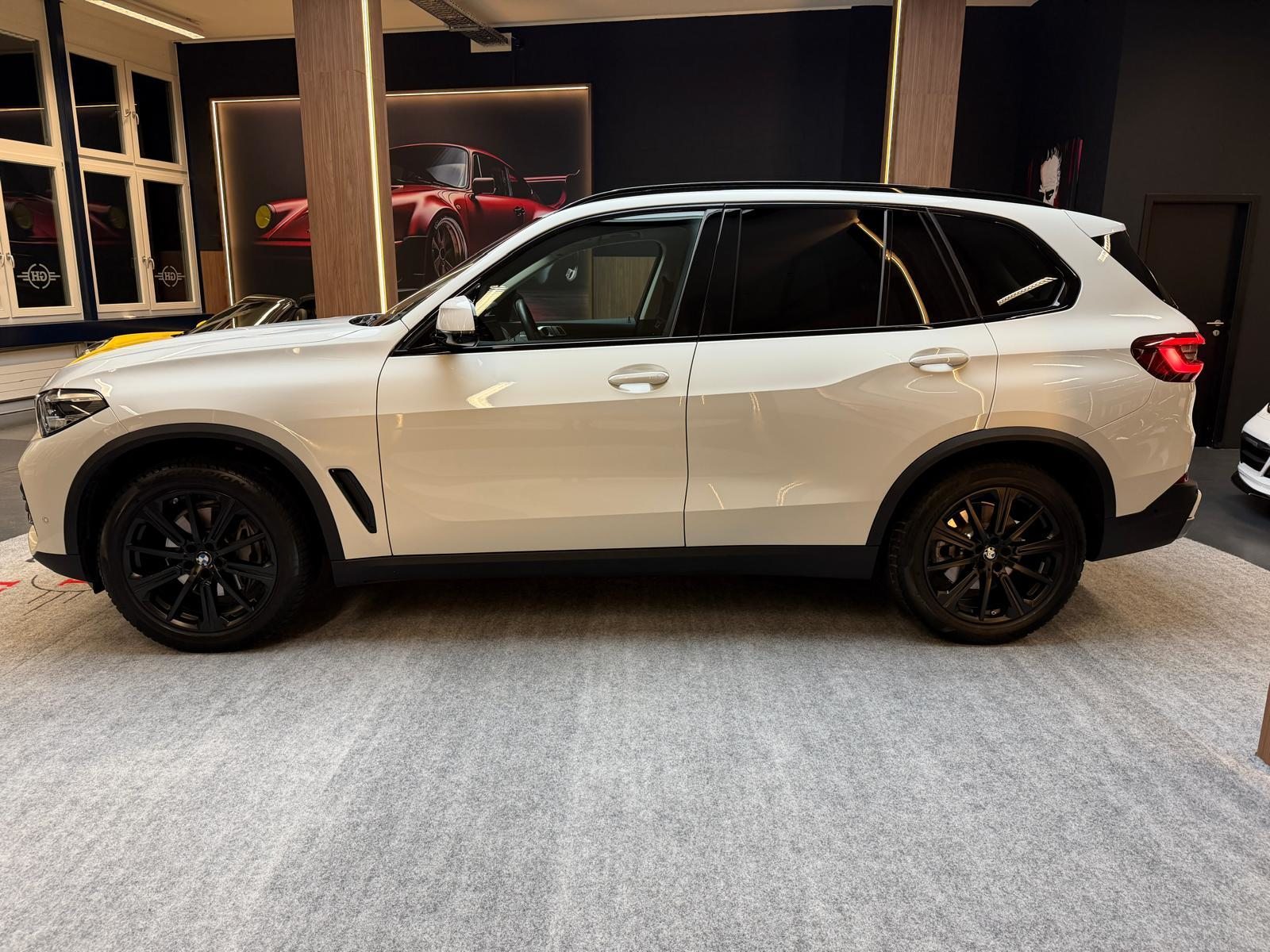 BMW X5 40i xDrive, Mild-Hybrid Benzin/Elektro, Occasion / Gebraucht, Automatik - 4