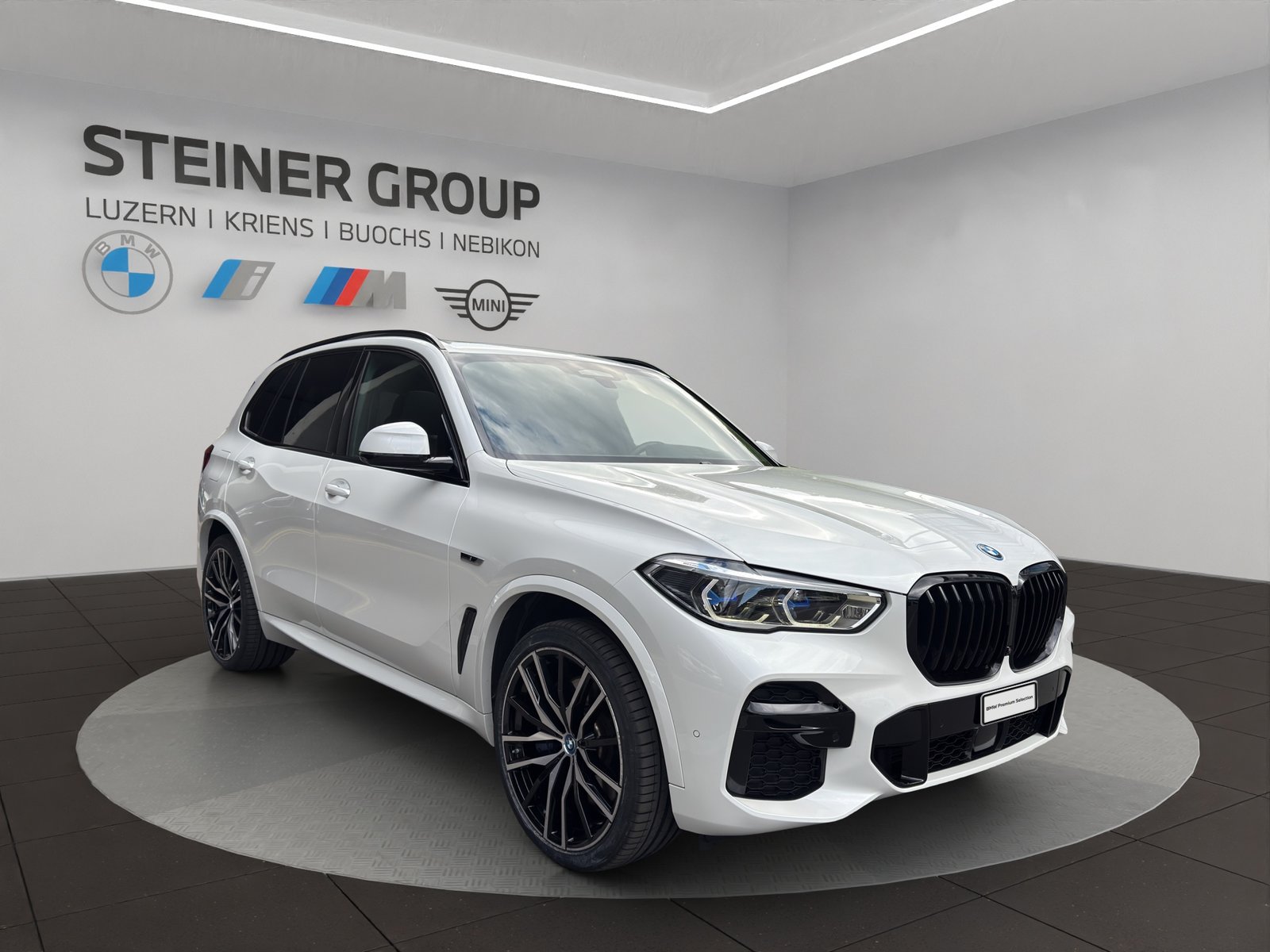 BMW X5 45e M Sport Steptronic, Plug-in-Hybrid Benzin/Elektro, Occasion / Gebraucht, Automatik - 4