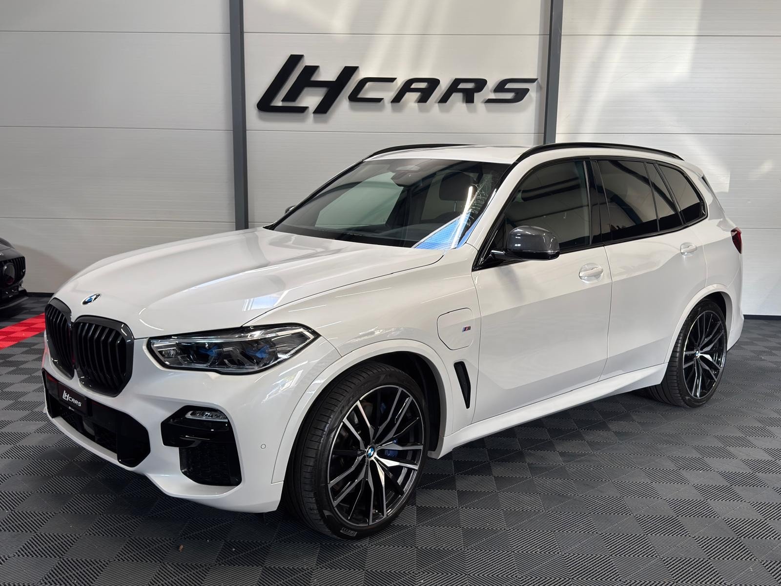 BMW X5 45e SAG