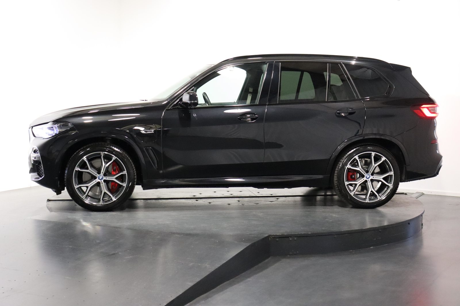 BMW X5 45e xDrive, Hybride Rechargeable Essence/Électricité, Occasion / Utilisé, Automatique - 3