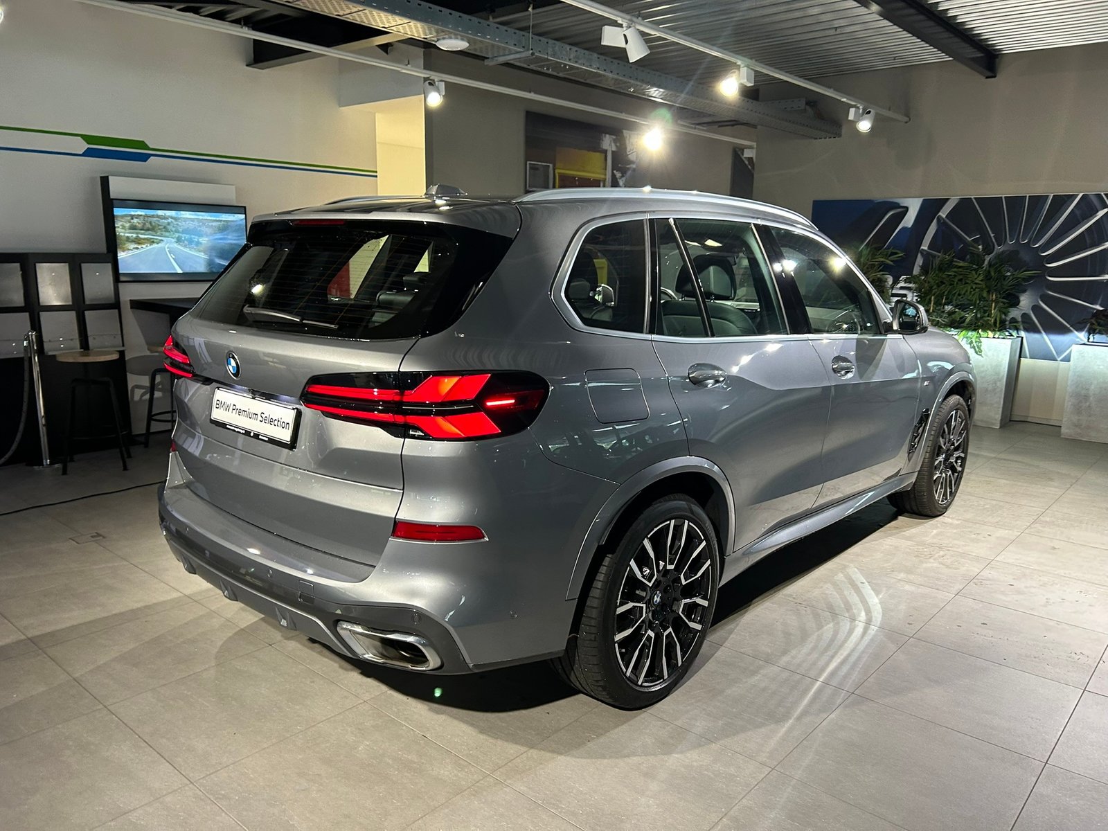 BMW X5 48V 40d M Sport Steptronic, Mild-Hybrid Diesel/Elektro, Occasion / Gebraucht, Automatik - 7