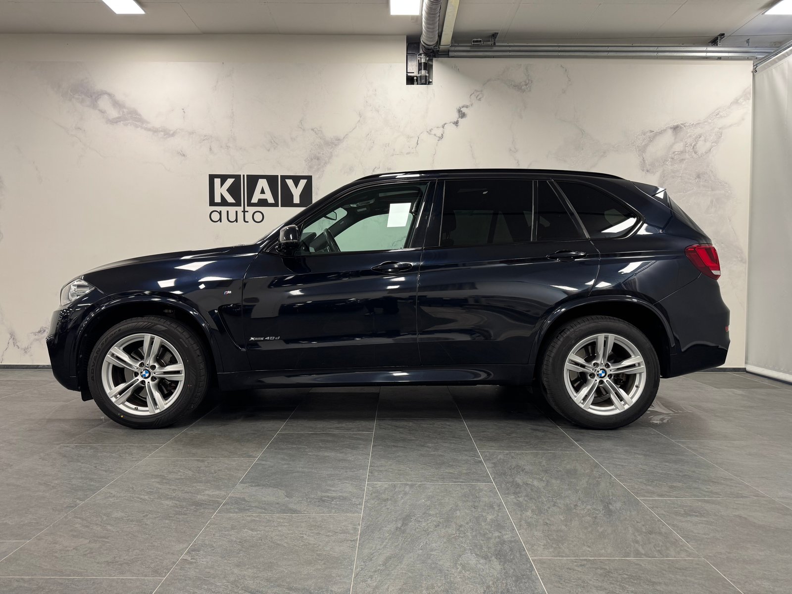 BMW X5 40d Steptronic M-Paket CH-Fahrzeug, Diesel, Second hand / Used, Automatic - 2
