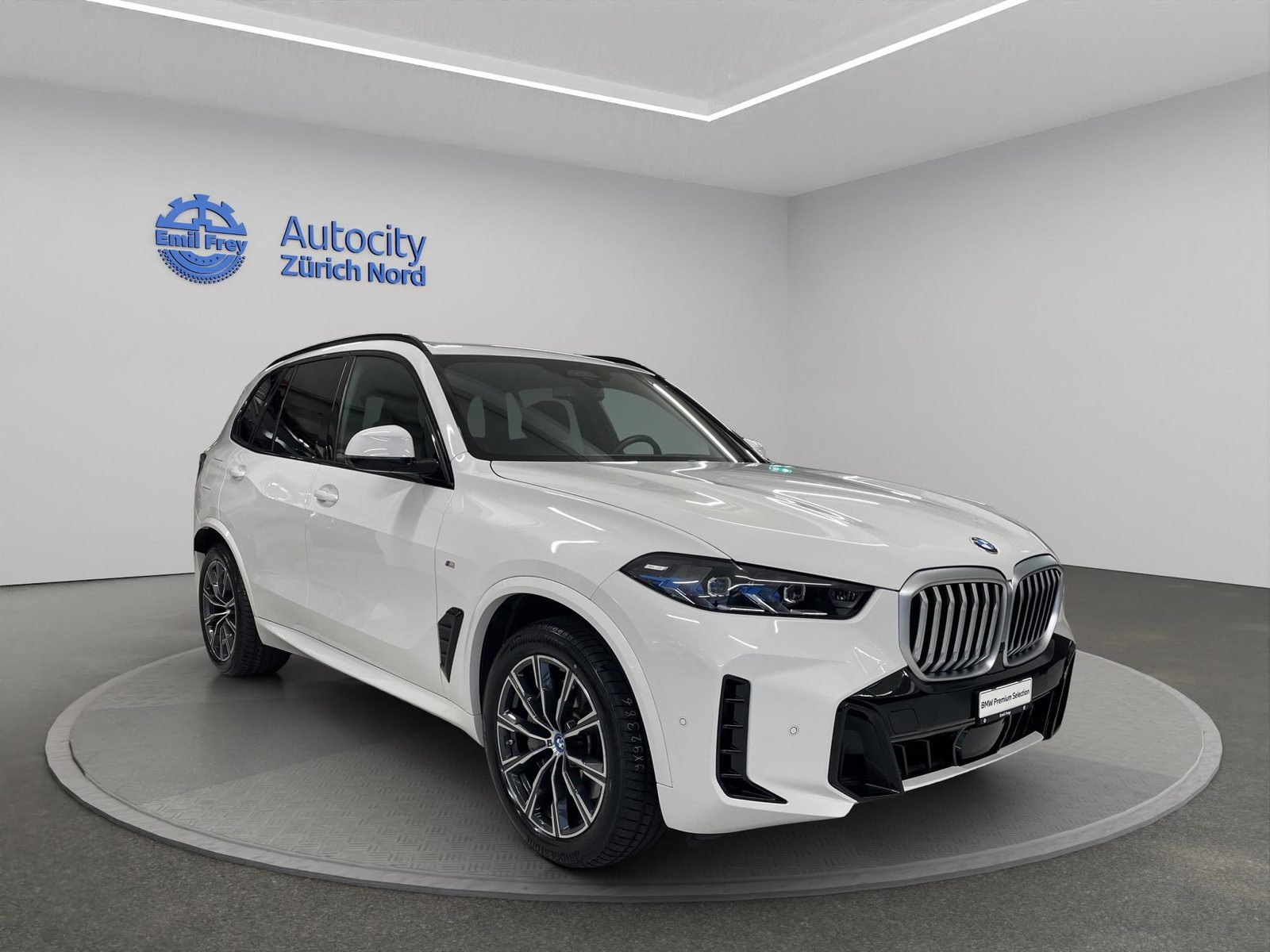 BMW X5 50e xDrive50e SAG, Plug-in-Hybrid Petrol/Electric, Second hand / Used, Automatic - 3