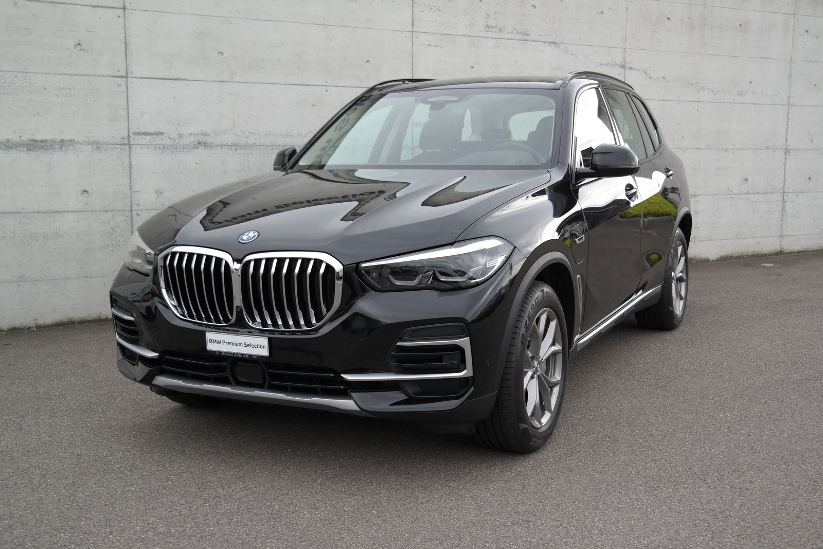 BMW X5 45e xLine, Plug-in-Hybrid Petrol/Electric, Second hand / Used, Automatic - 3