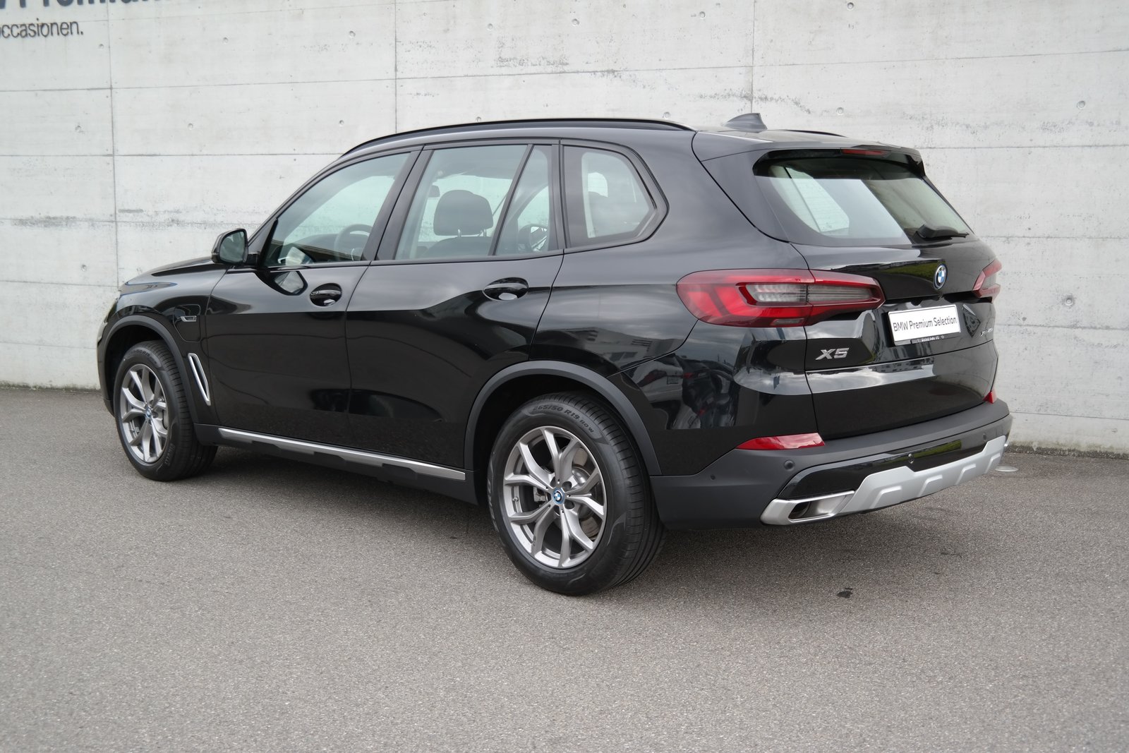 BMW X5 45e xLine, Plug-in-Hybrid Petrol/Electric, Second hand / Used, Automatic - 4