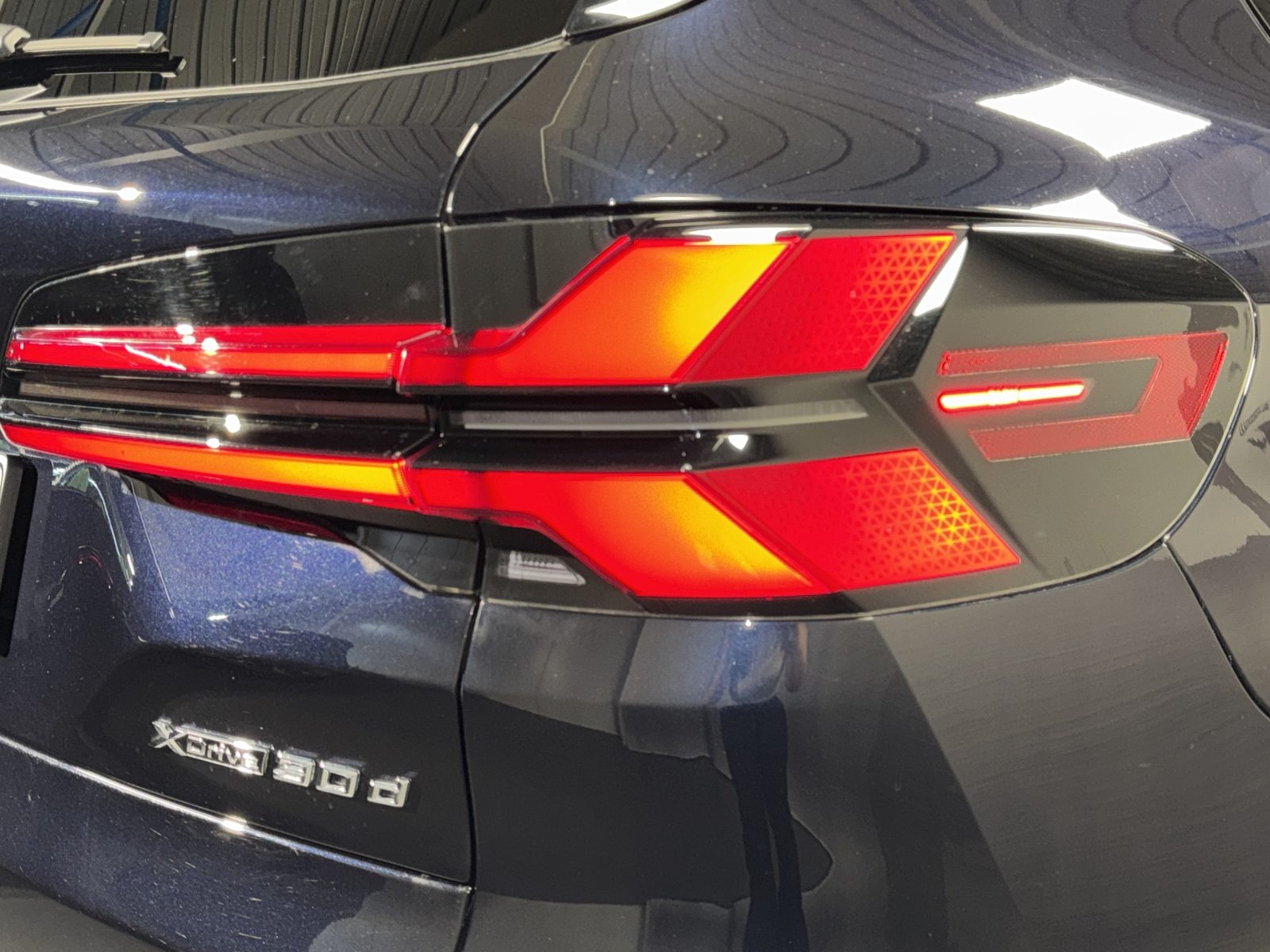 BMW X5 30d xDrive M Sport, Mild-Hybrid Diesel/Elektro, Occasion / Gebraucht, Automatik - 6