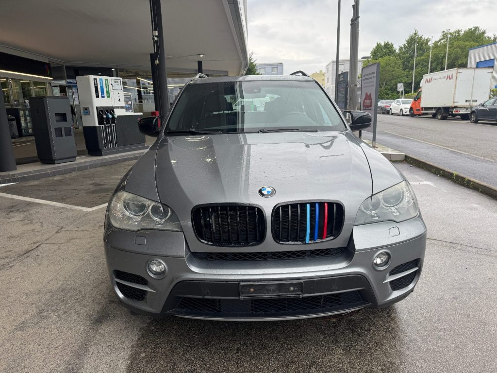 BMW 50i xDrive, Benzin, Occasion / Gebraucht, Automatik - 2