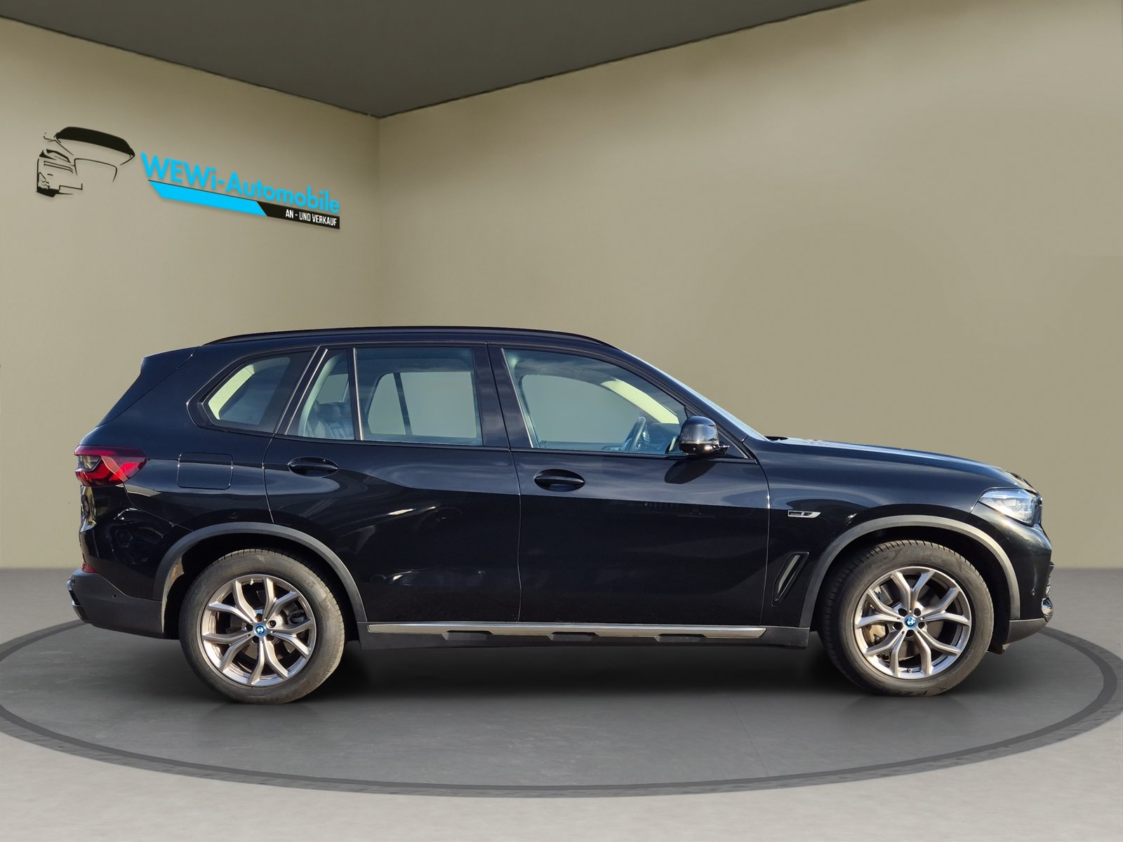 BMW X5 45e xLine Steptronic, Plug-in-Hybrid Benzin/Elektro, Occasion / Gebraucht, Automatik - 2