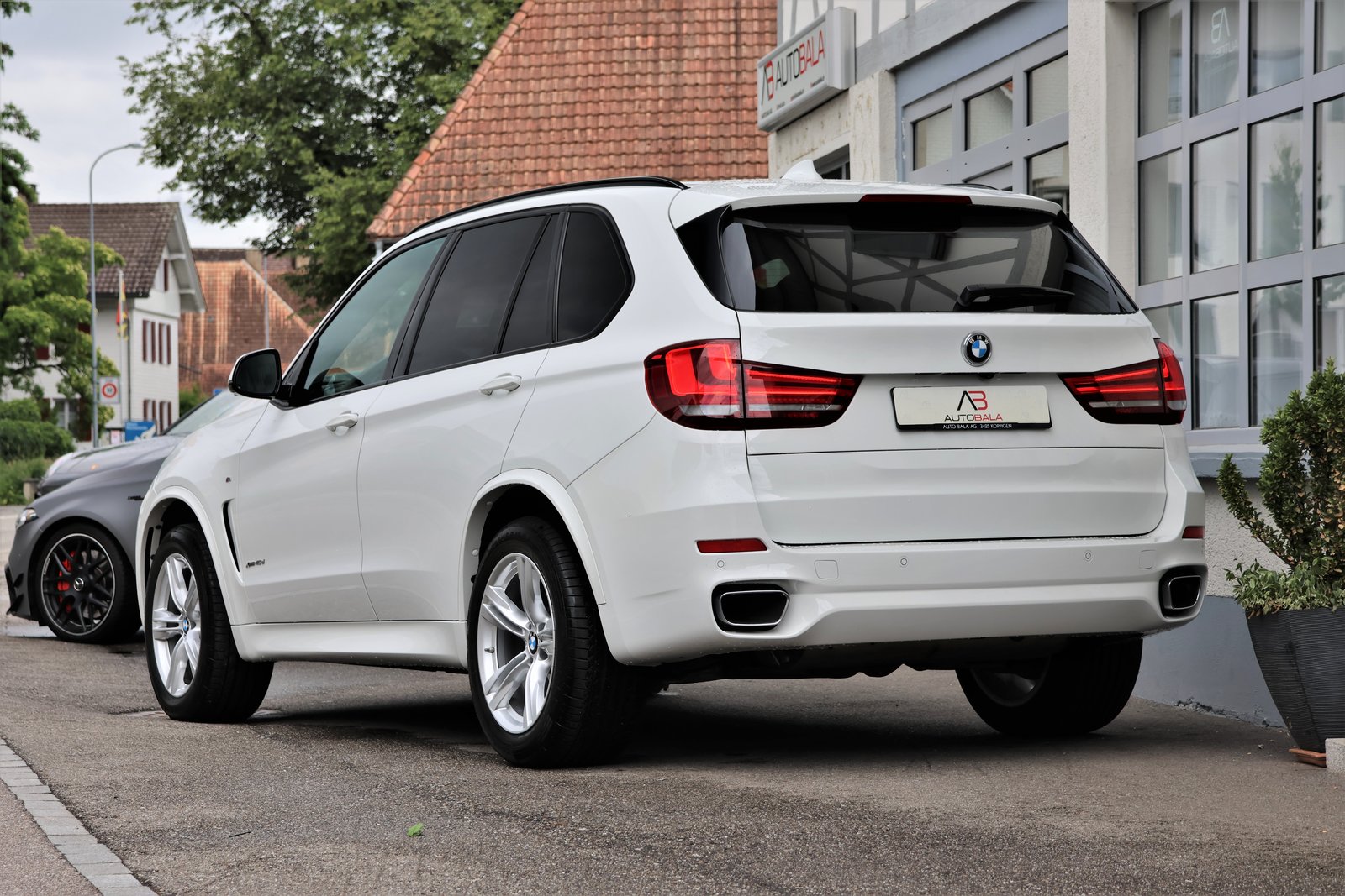 BMW X5 40d Steptronic M-Sport 7 Plätzer + 3.5T AHK (, Diesel, Second hand / Used, Automatic - 3