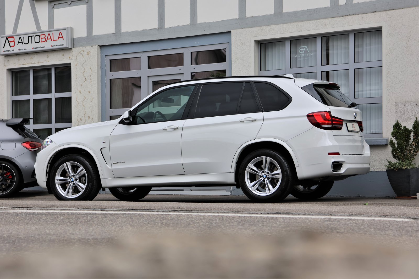 BMW X5 40d Steptronic M-Sport 7 Plätzer + 3.5T AHK (, Diesel, Second hand / Used, Automatic - 4