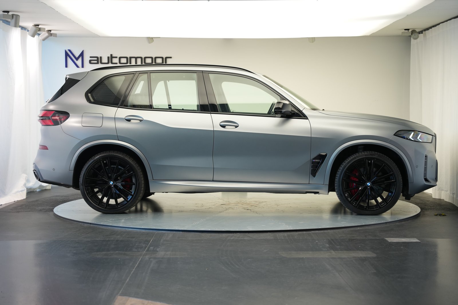 BMW X5 48V M60i M Sport Pro Steptronic *Frozen Grey M, Hybride Léger Essence/Électricité, Occasion / Utilisé, Automatique - 4