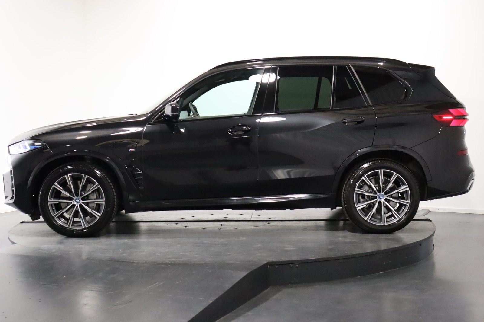BMW X5 50e xDrive SAG, Plug-in-Hybrid Petrol/Electric, Second hand / Used, Automatic - 3